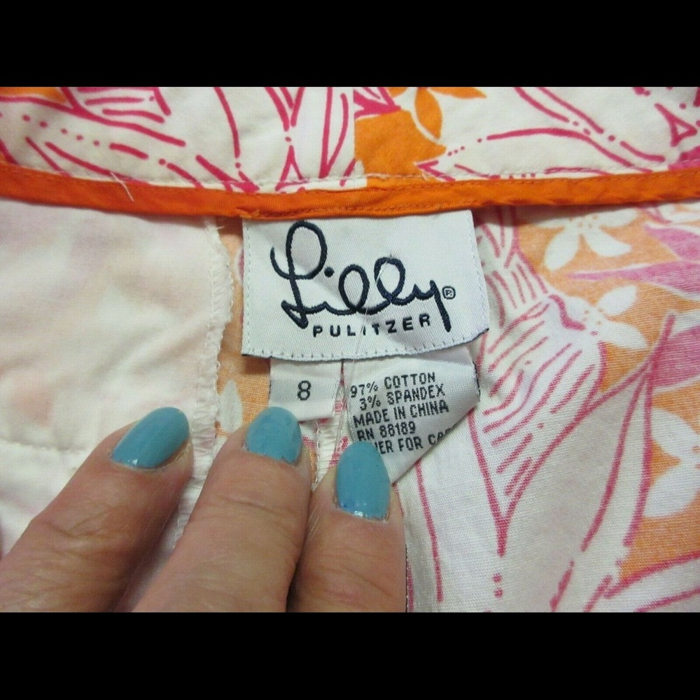 Lilly Pulitzer shorts floral print size 8 - Picture 3 of 3